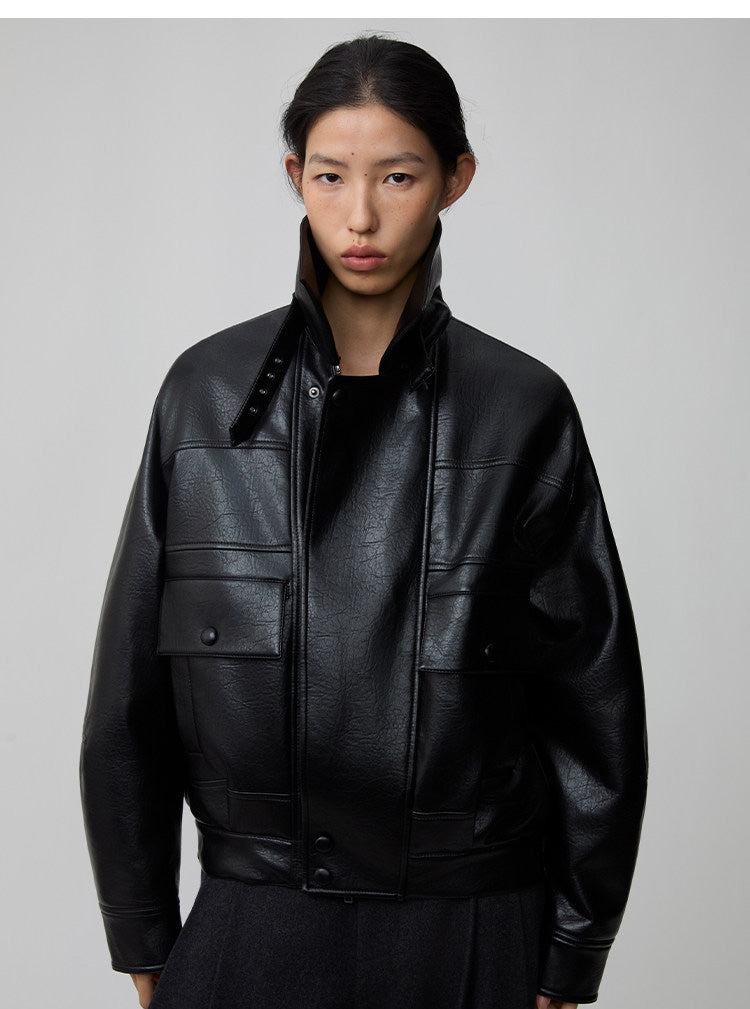 Detachable fur collar bomber jacket