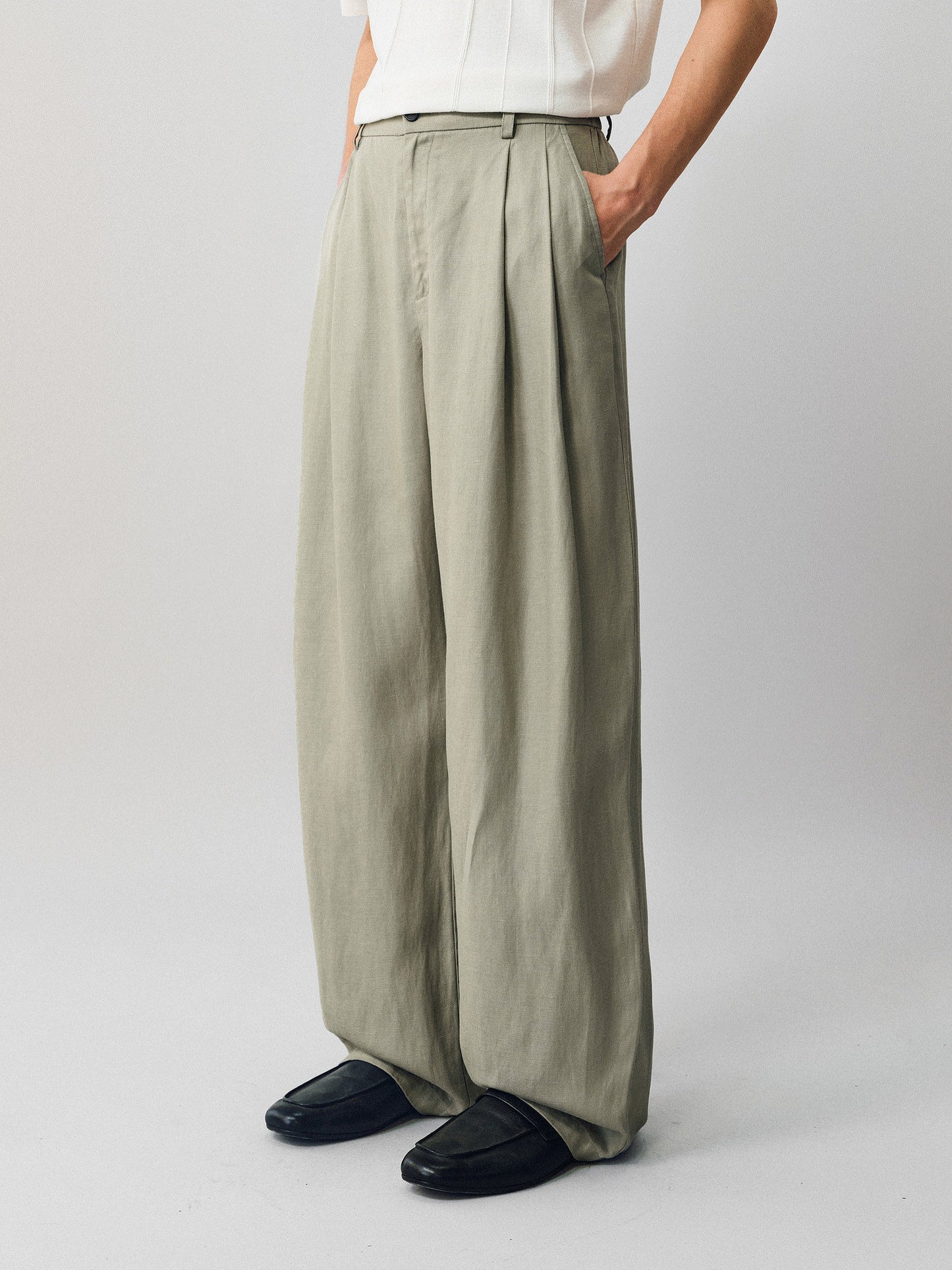 Linen Double-Pleated Casual Pants