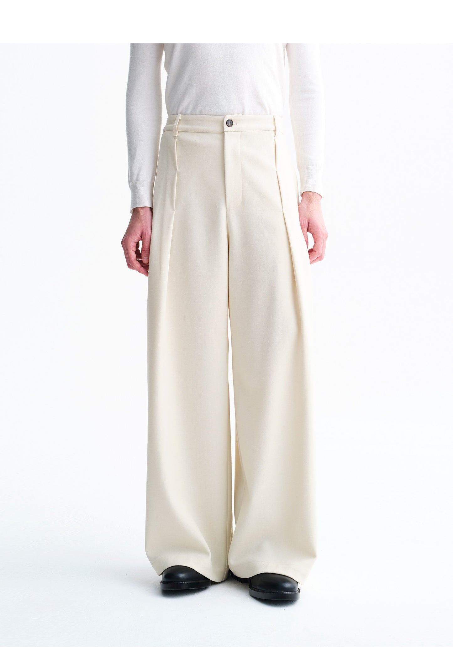Unisex Pleated Wide-Leg Pants