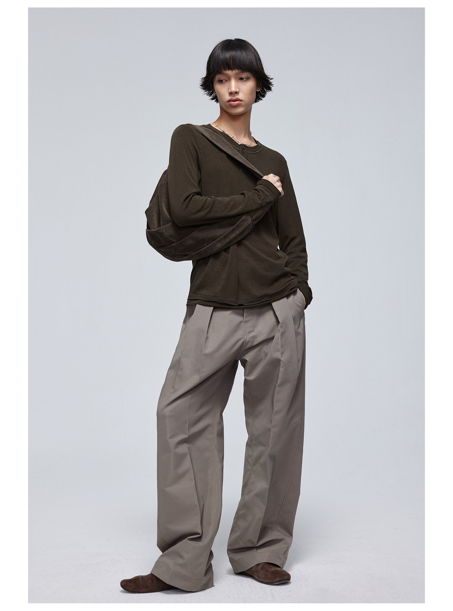 Pleated slim straight slacks pants