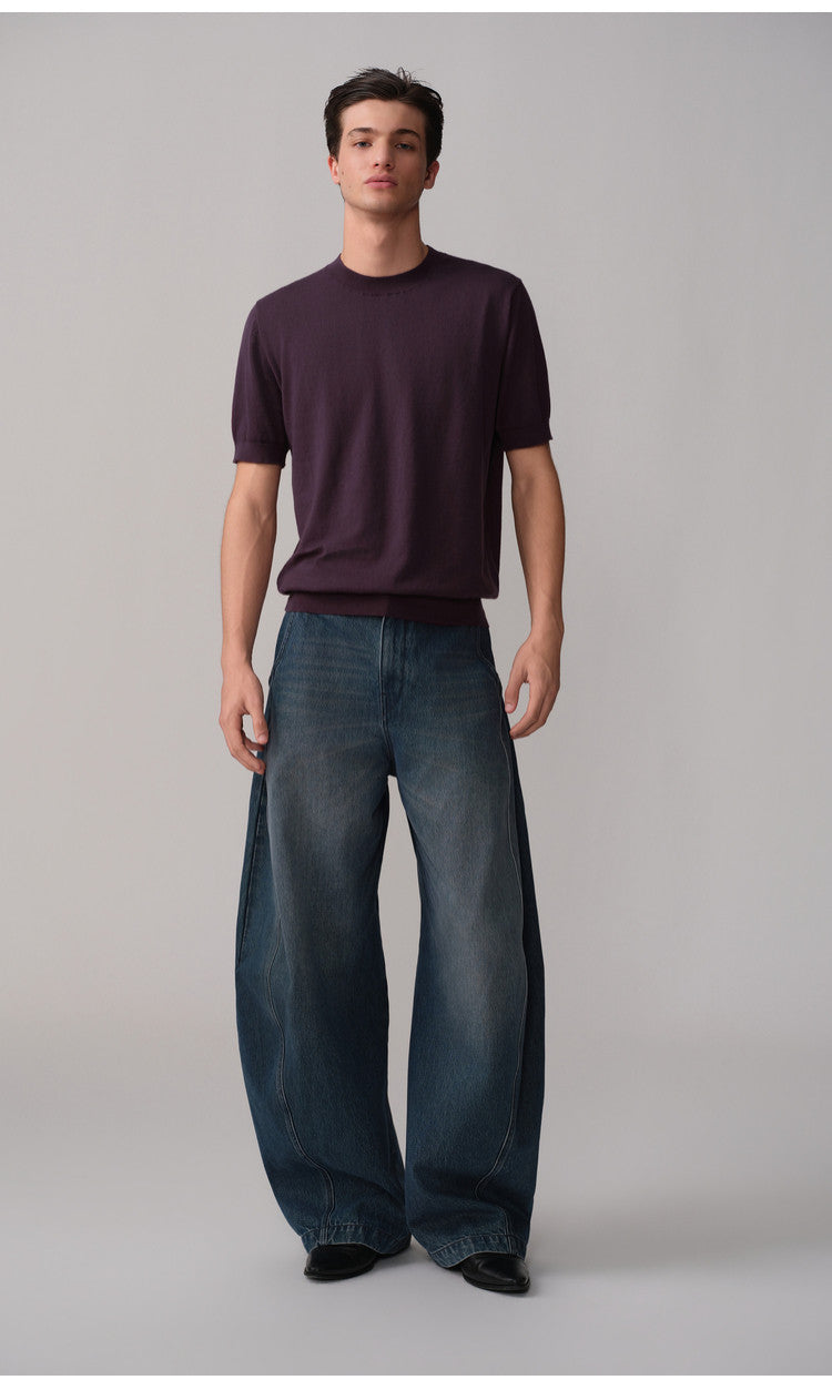 Casual Knit Shirt with Ribbed Waist and Hem