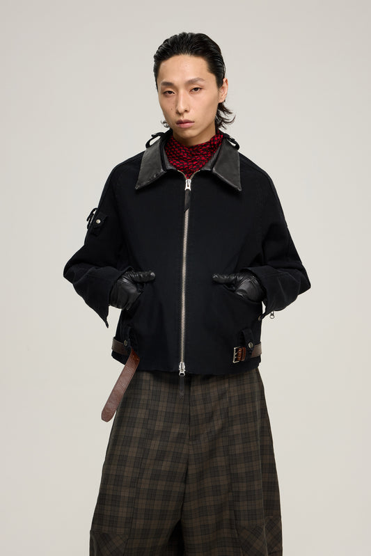 Jacket with a detachable leather collar