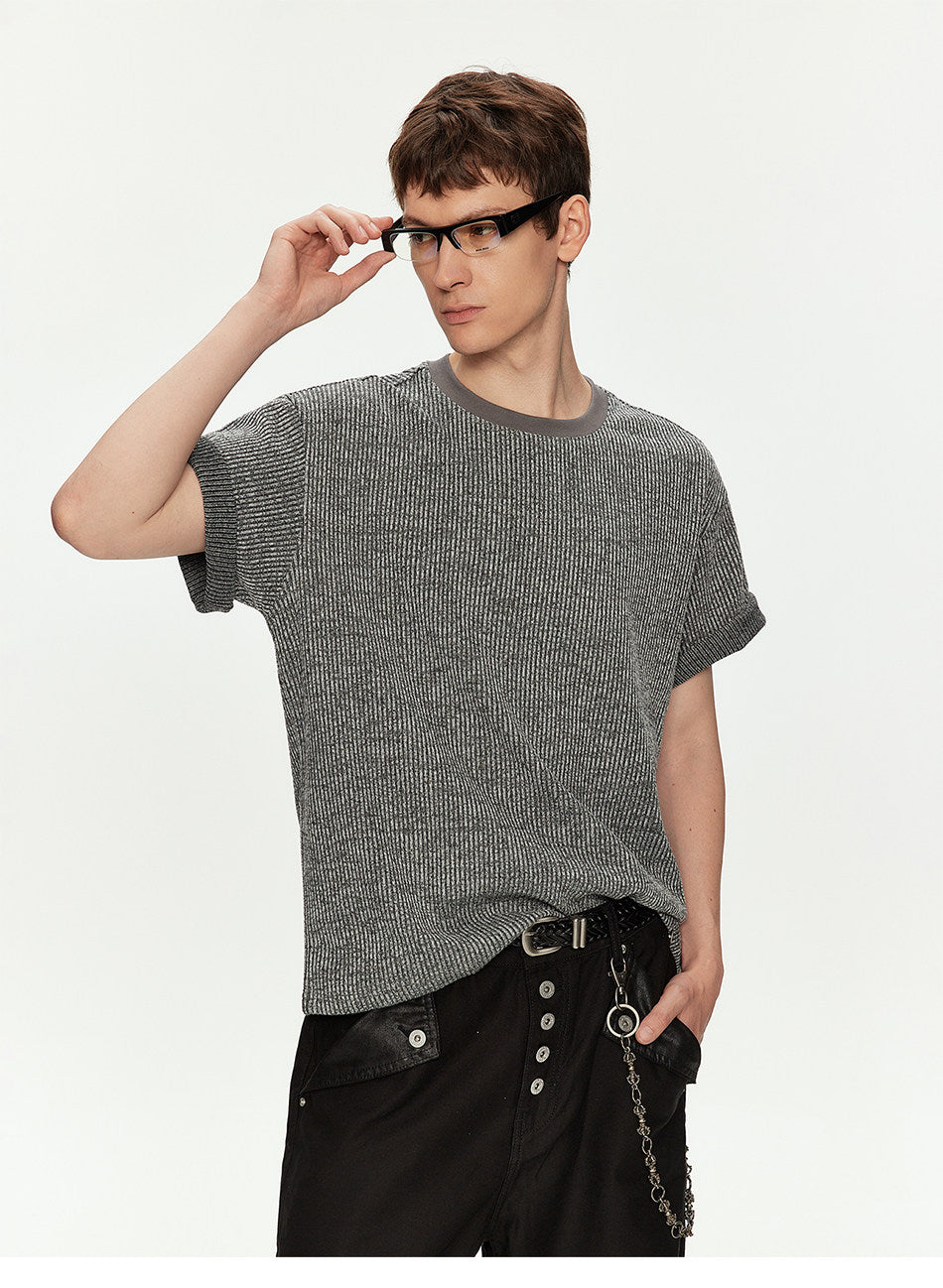 Round-Neck Vertical-Striped T-Shirt