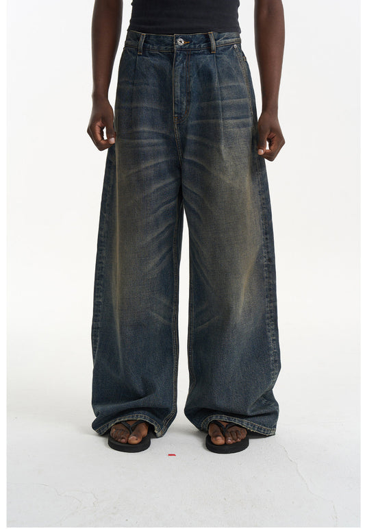 Wide-Leg Pleated Jeans