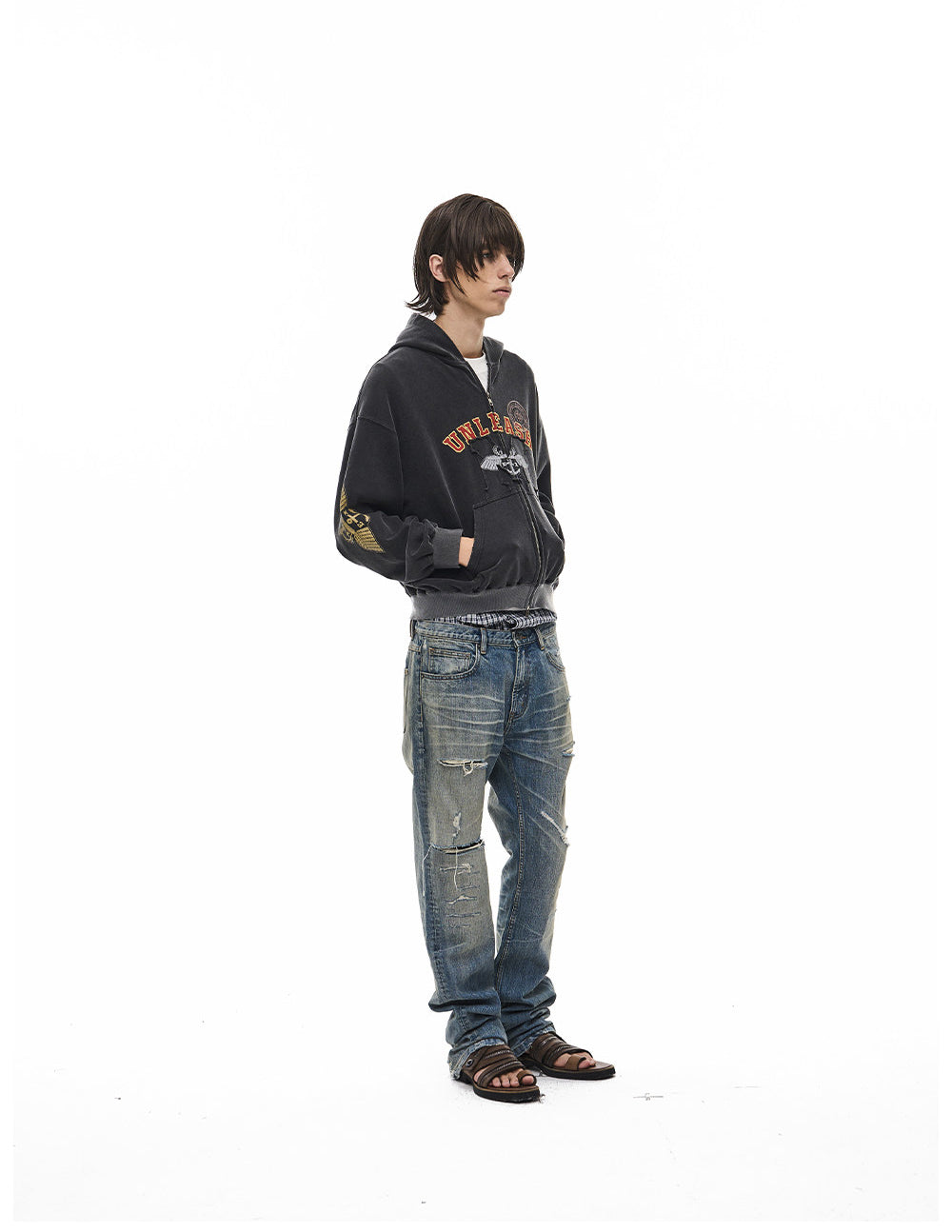 Sweatshirt with Letter-Printed Badge