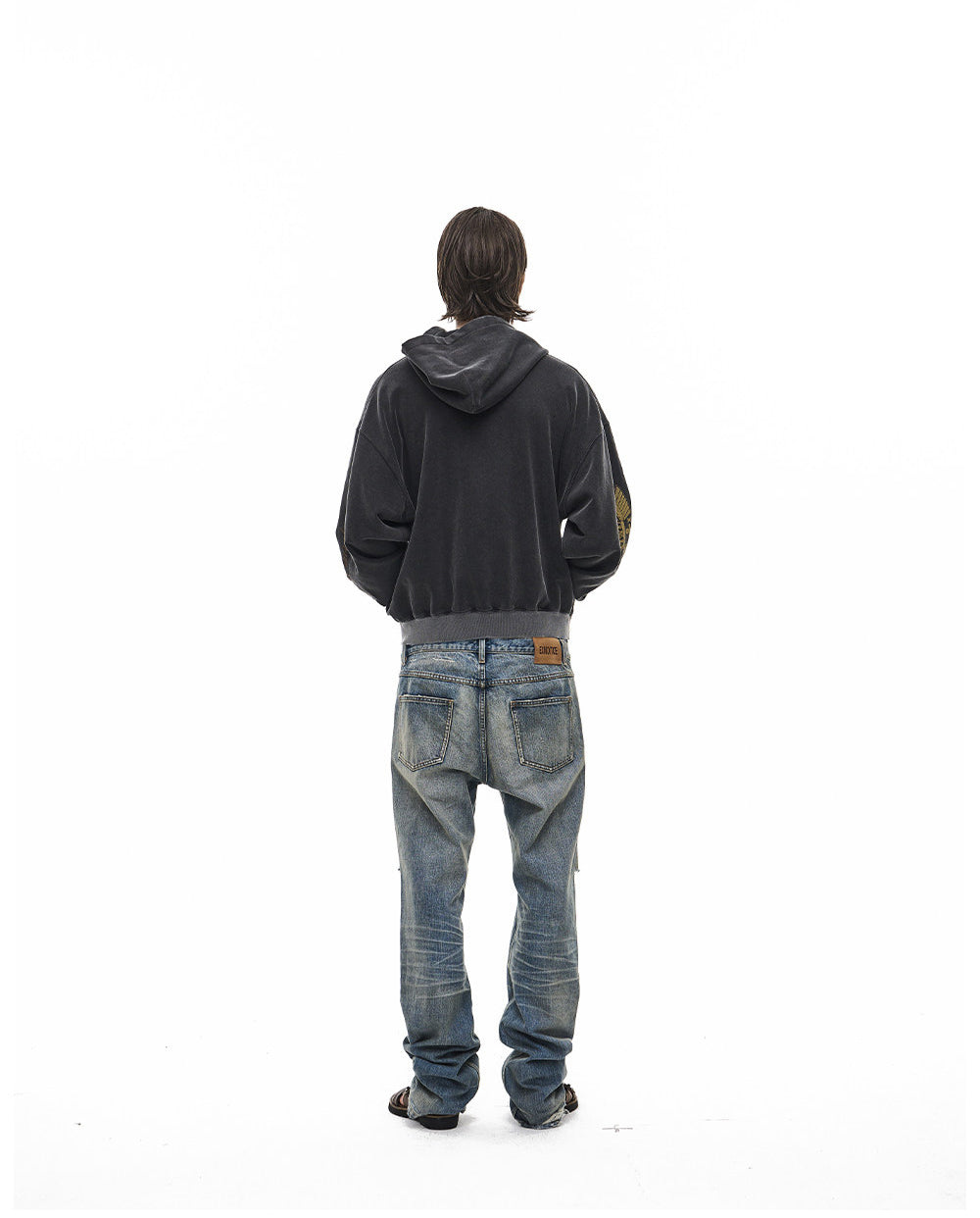 Sweatshirt with Letter-Printed Badge