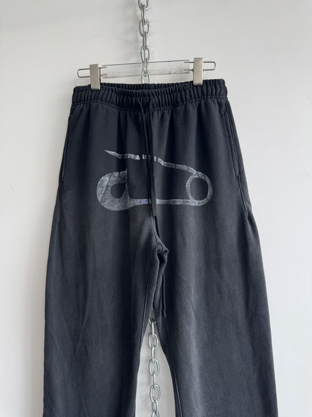 Spray-dyed unisex sweatpants