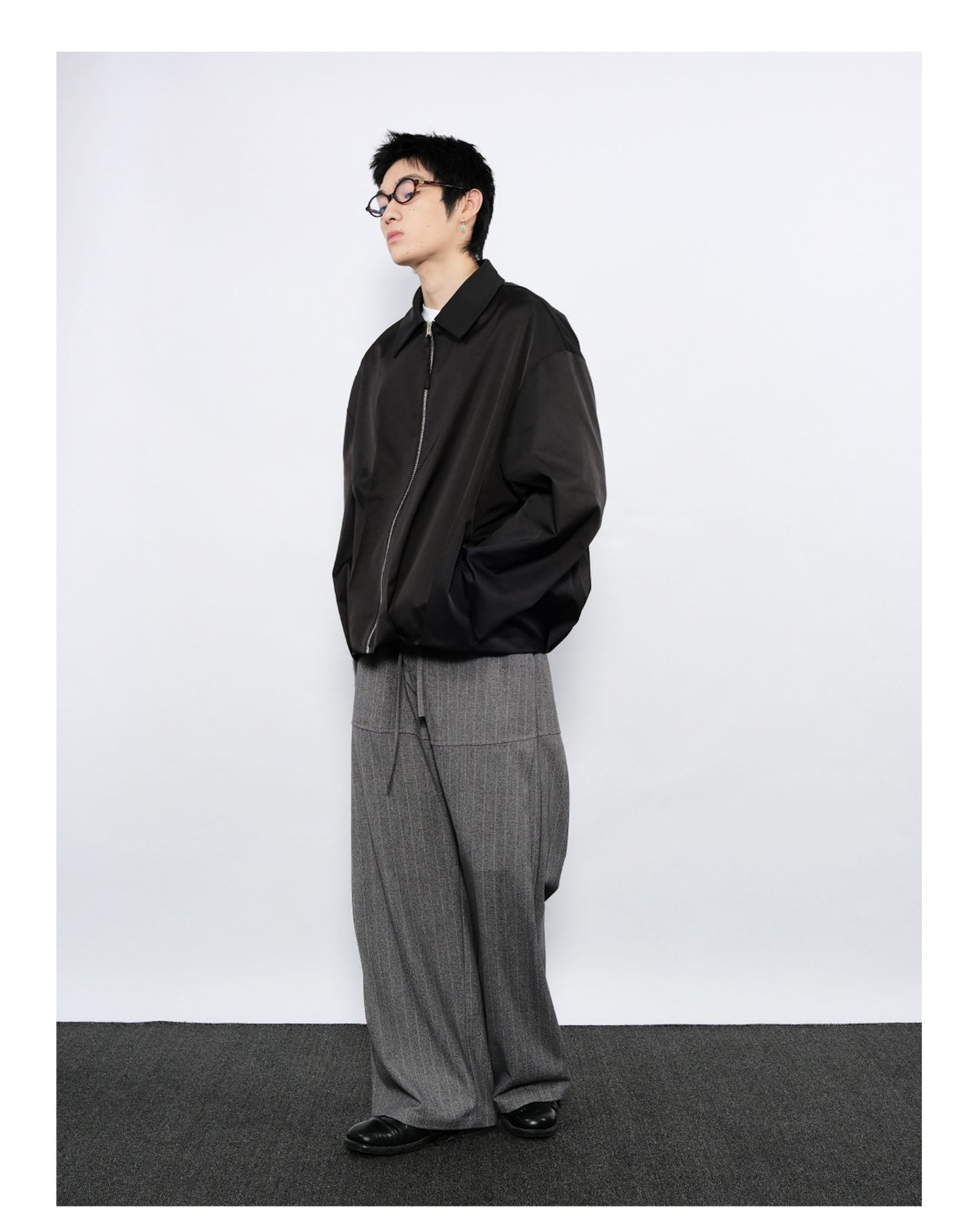 Loose Pleated Silhouette Jacket