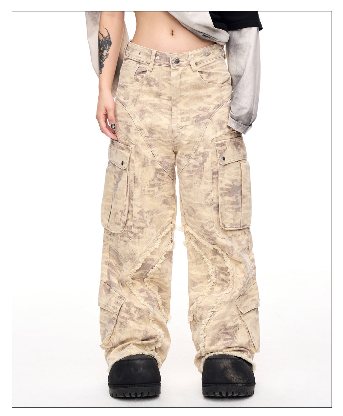 Detachable multi-pocket overalls