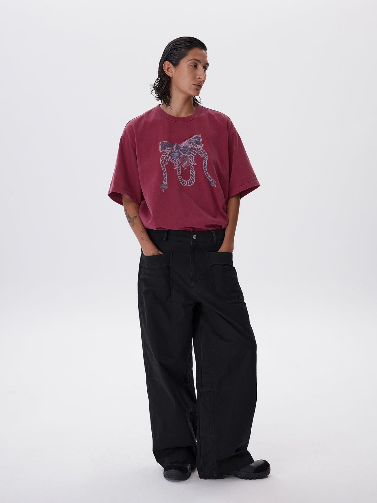 Casual pants with patch pockets