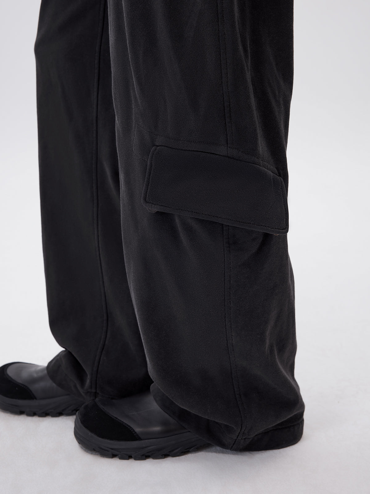 Wash-processed sweatpants