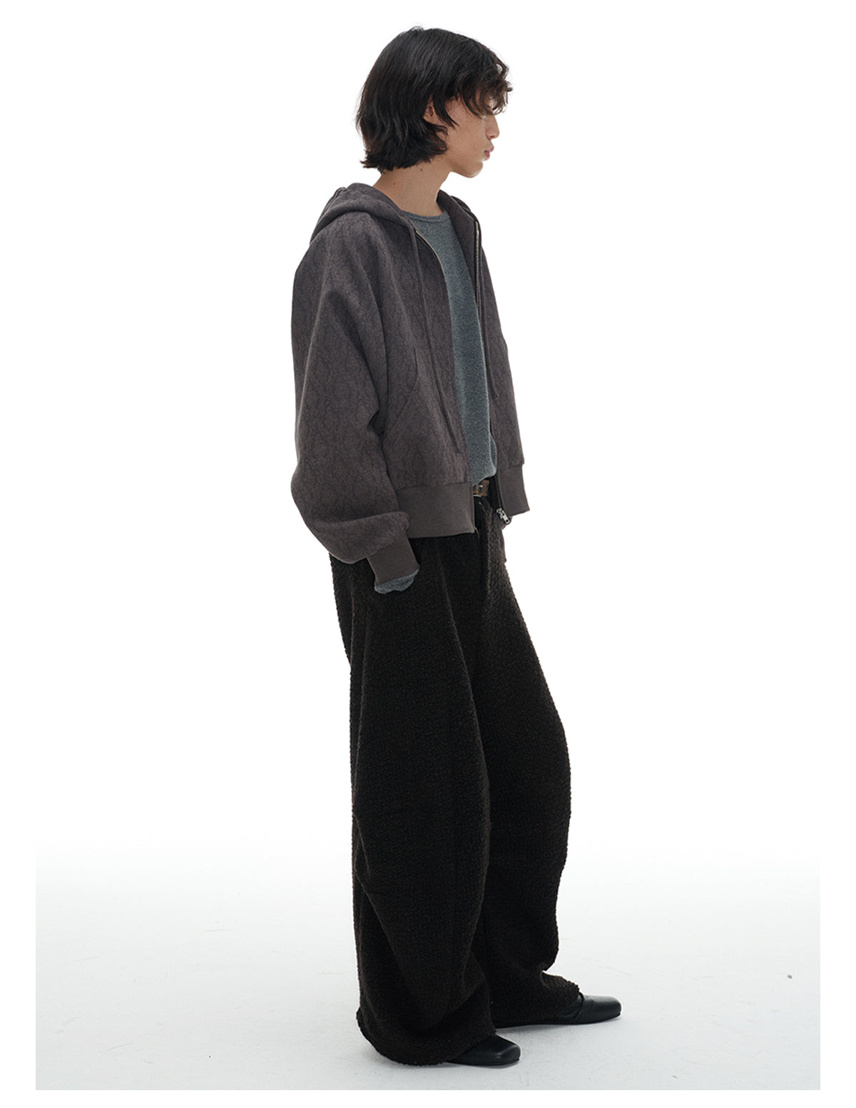 Three-dimensional cut scimitar pants