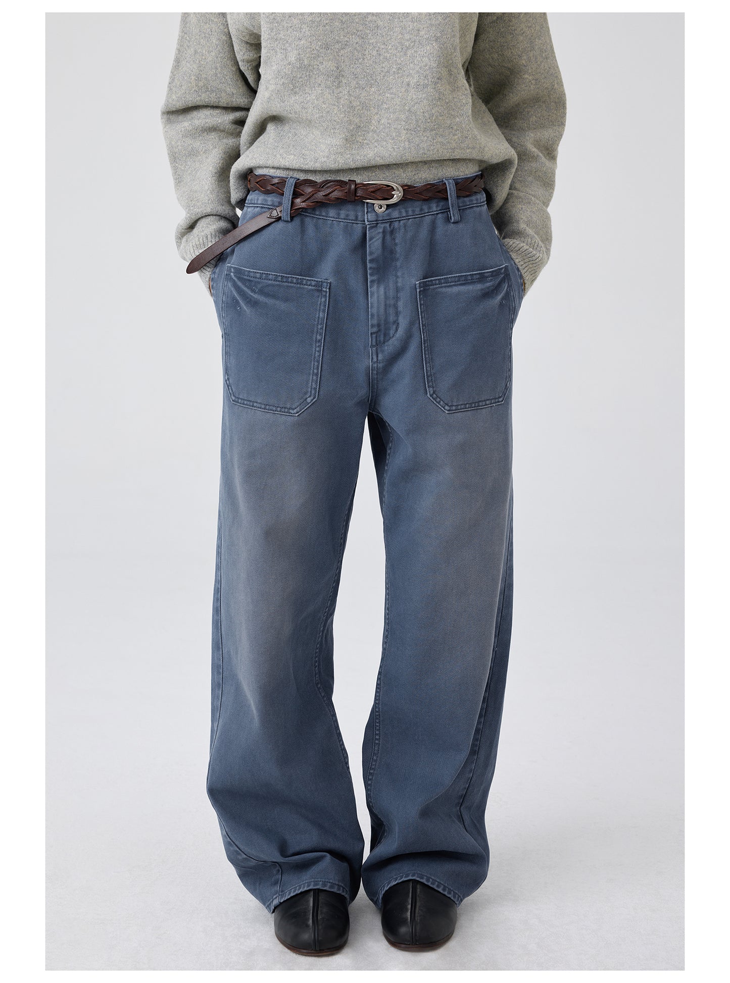 Straight casual pants with patch pockets