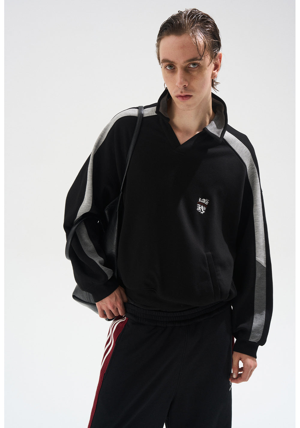 Embroidered Contrast Color Sweatshirt