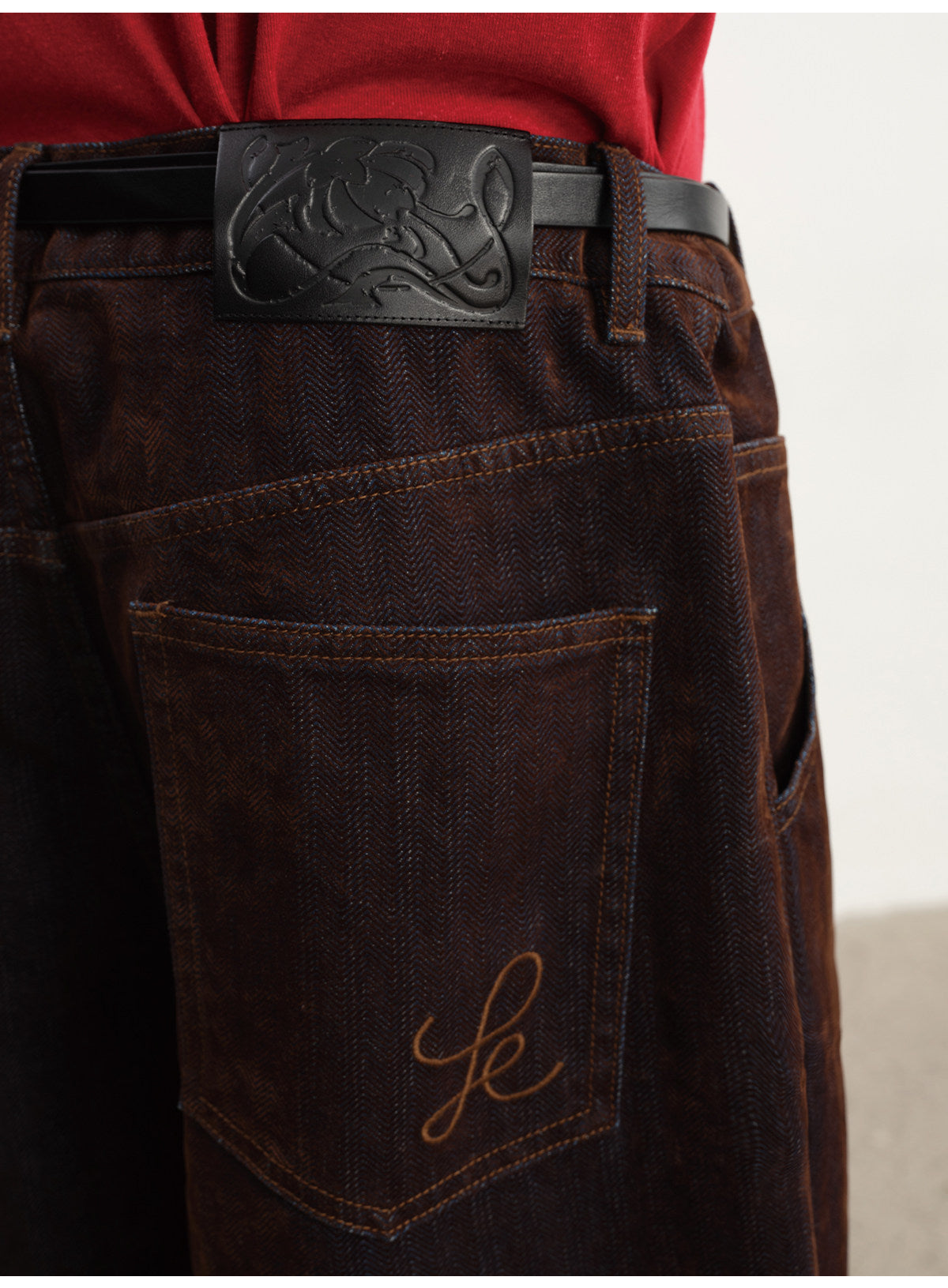 Herringbone-patterned corduroy cropped pants
