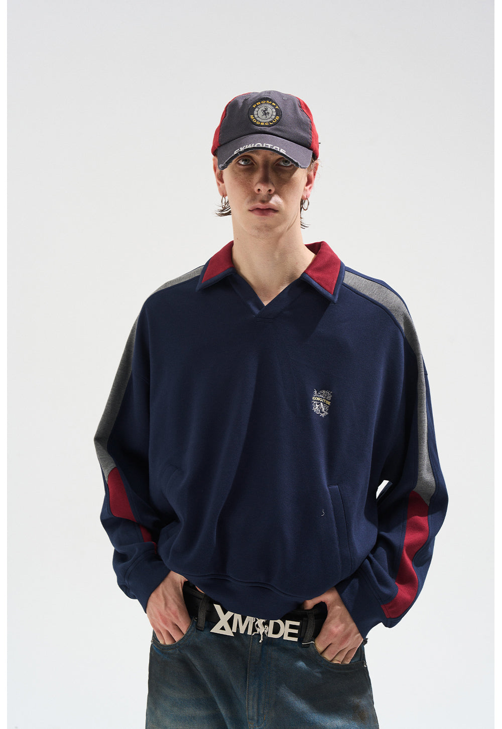 Embroidered Contrast Color Sweatshirt