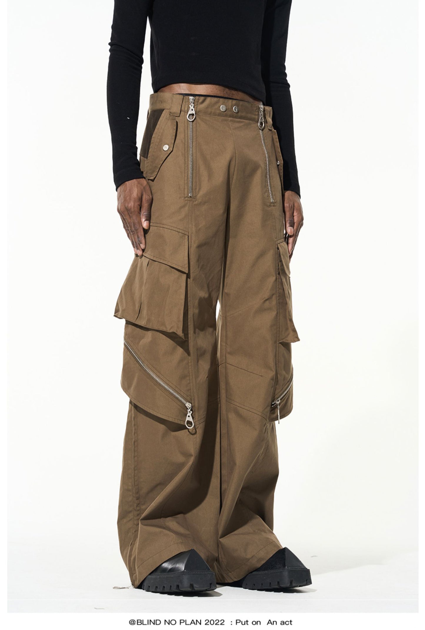 Multi-Zipper Casual Pants