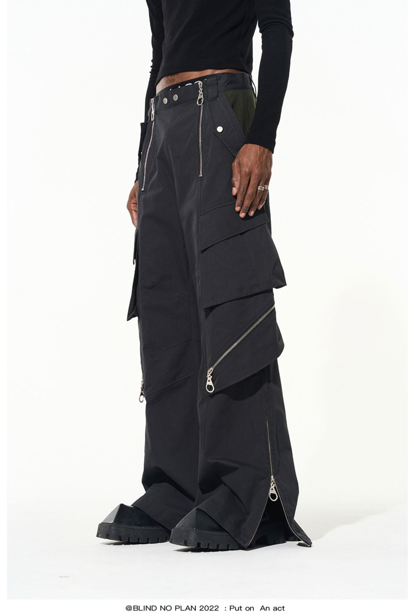 Multi-Zipper Casual Pants