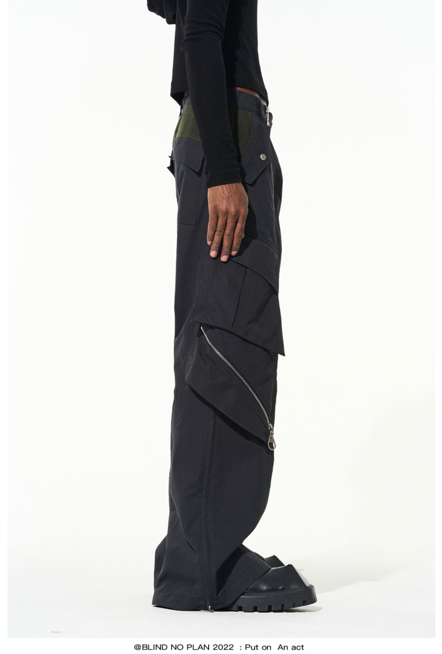 Multi-Zipper Casual Pants