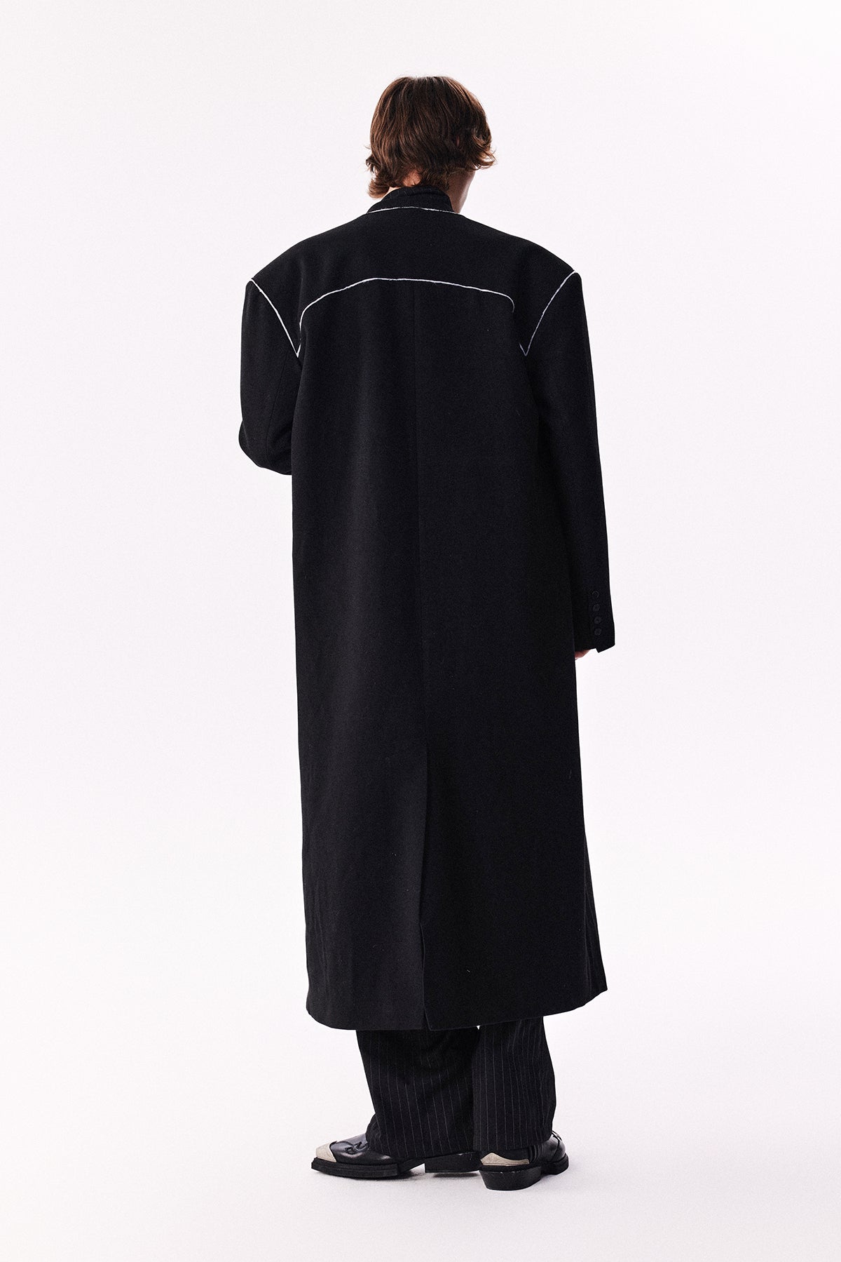 Shoulder pad long coat