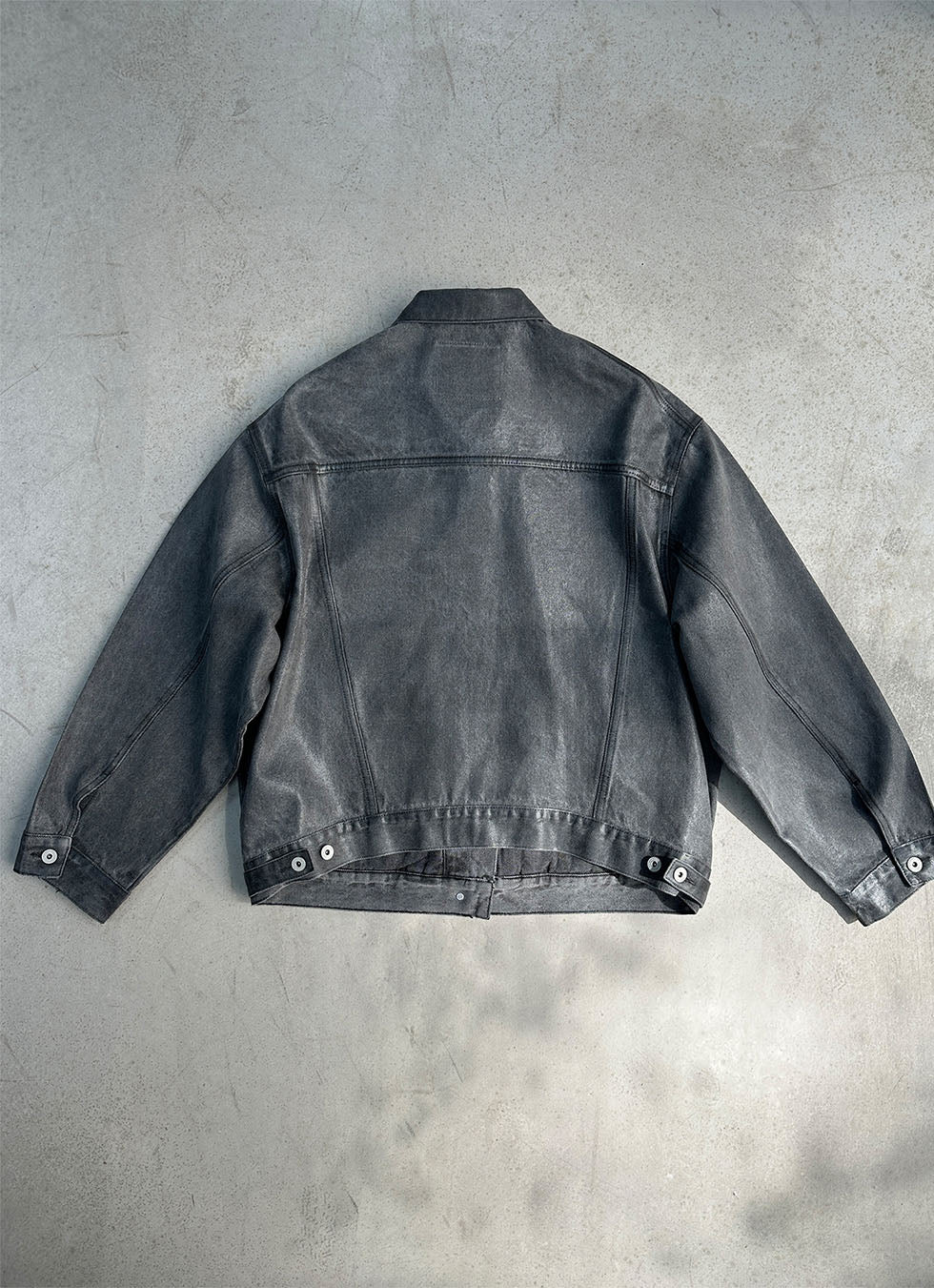 Washed brushed rubber jacket 