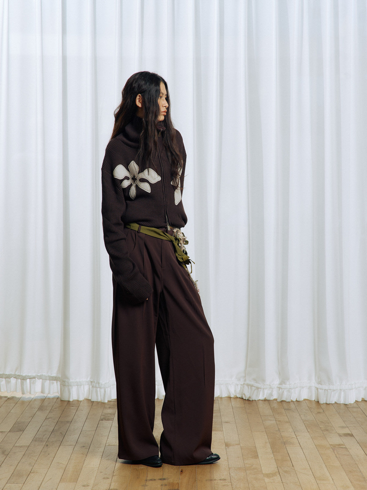 Flower Belt Casual Pants