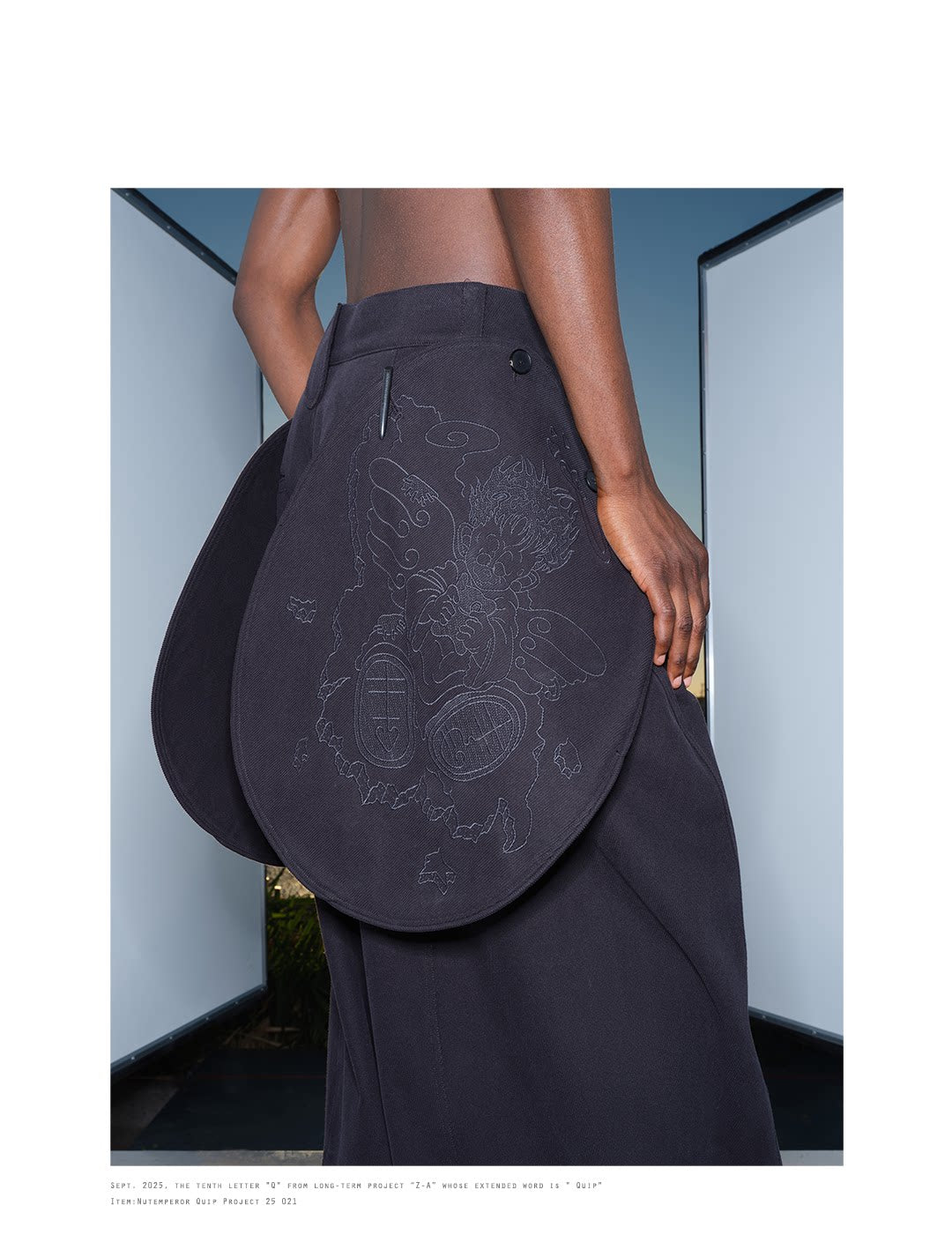 Embroidered Pocket Bag Wide-Leg Pants