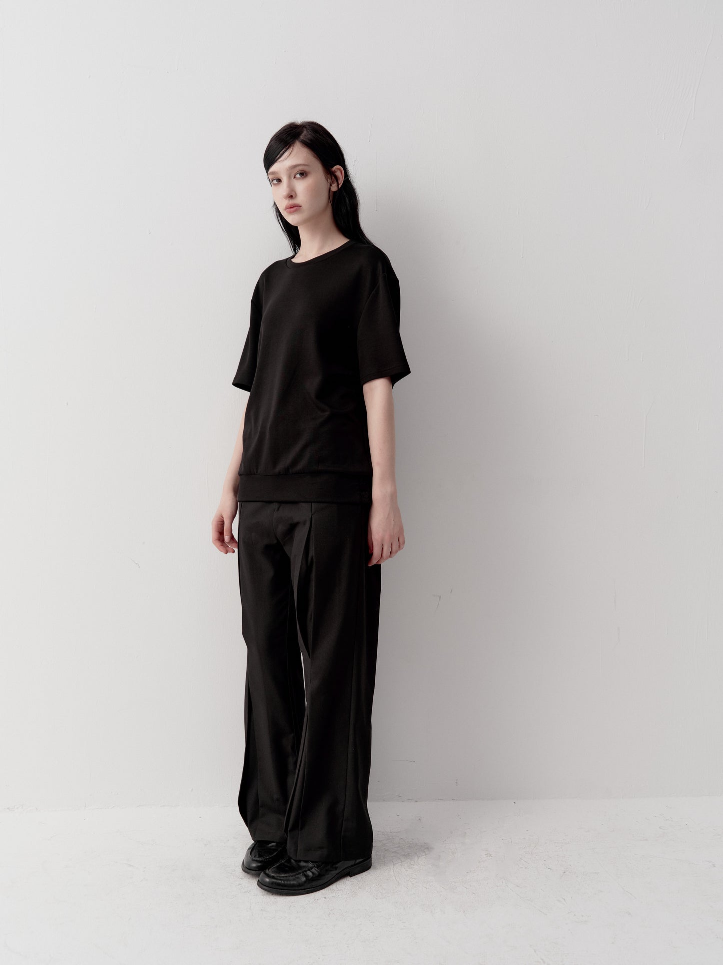 Inner-Work Pleated Wide-Leg Pants