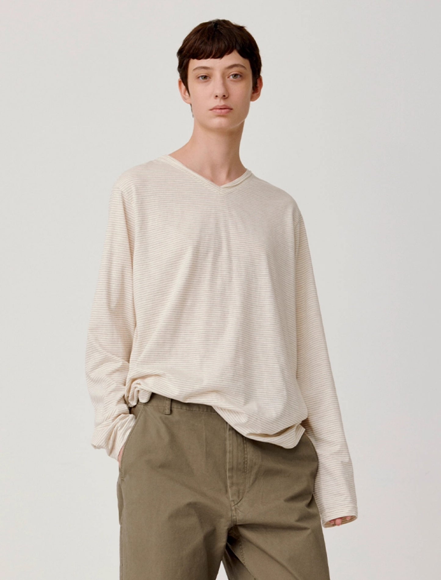 Retro Carl V-넥 T-셔츠