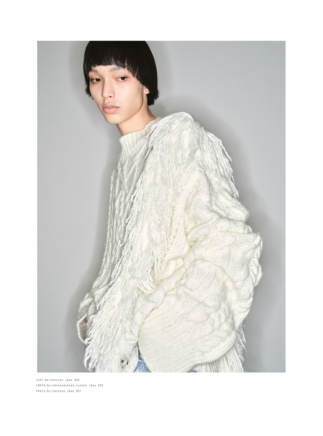 Loose-fitting long-hair thick knit sweater