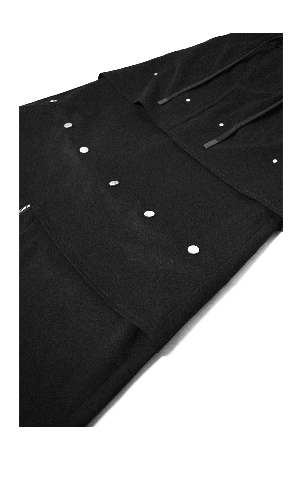 Detachable long skirt with buttons
