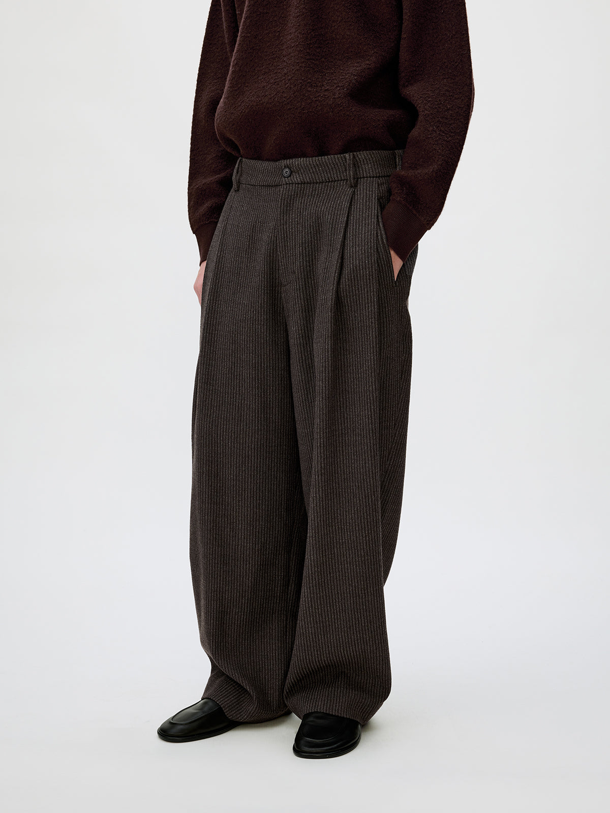 Loose Double-Pleated Casual Pants