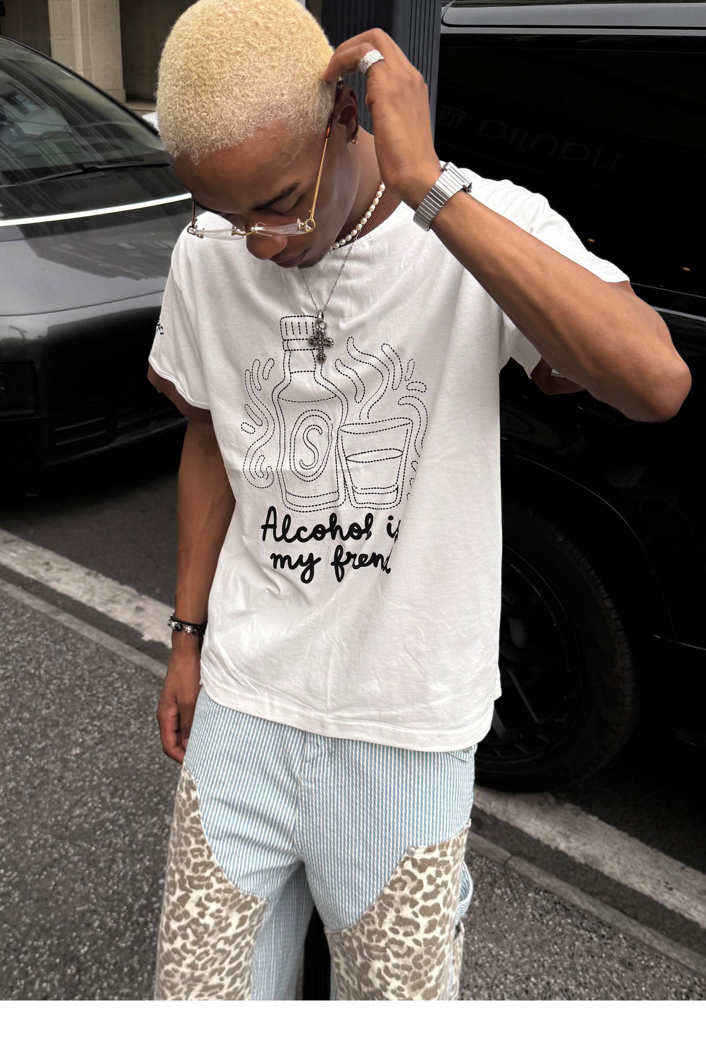 Casual Round-Neck T-Shirt with Patchwork-Print Design