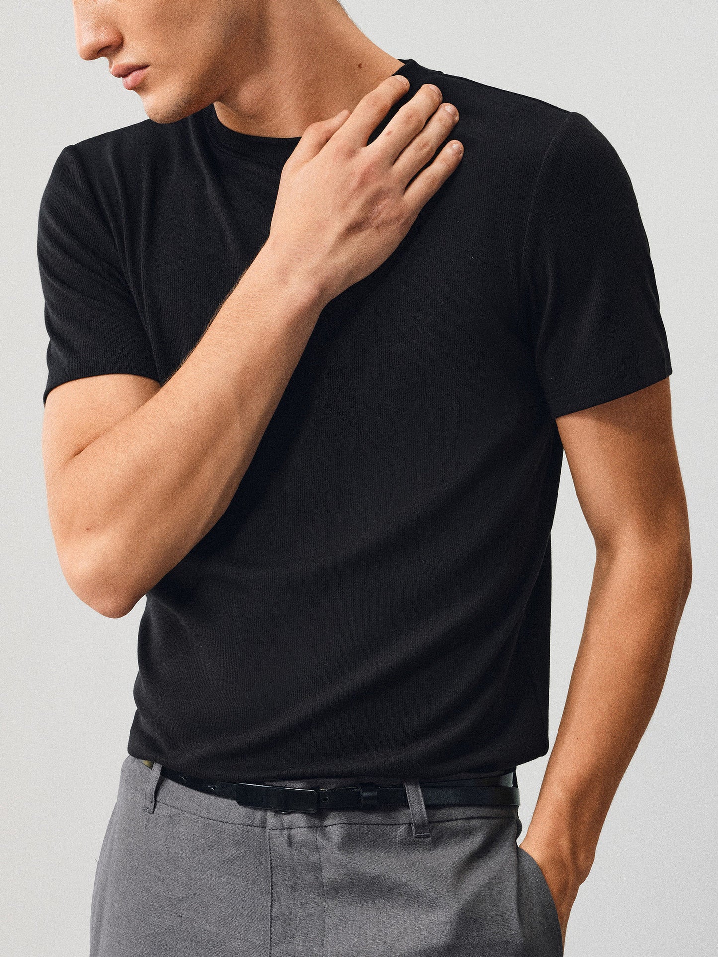 Fine-Striped Fitted Round-Neck T-Shirt