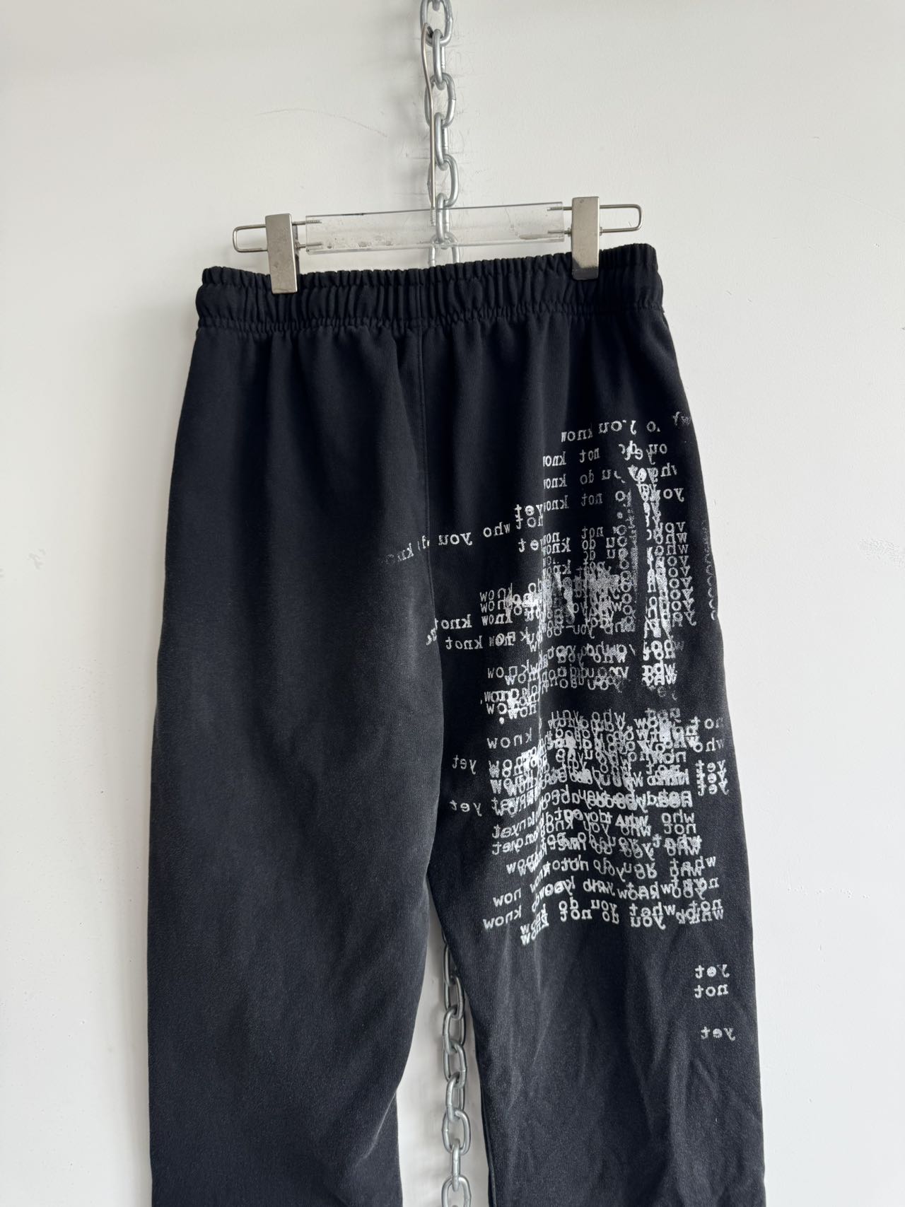Spray-dyed unisex sweatpants