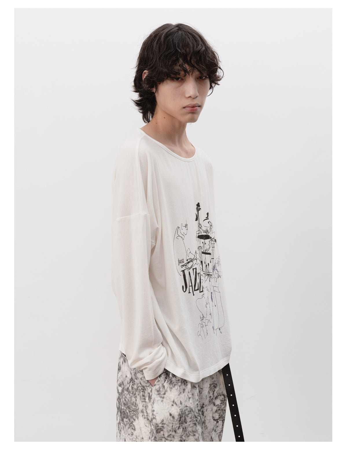 Drop shoulder printed T-shirt