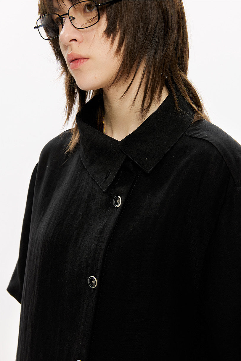 Diagonal placket stand-up collar shirt