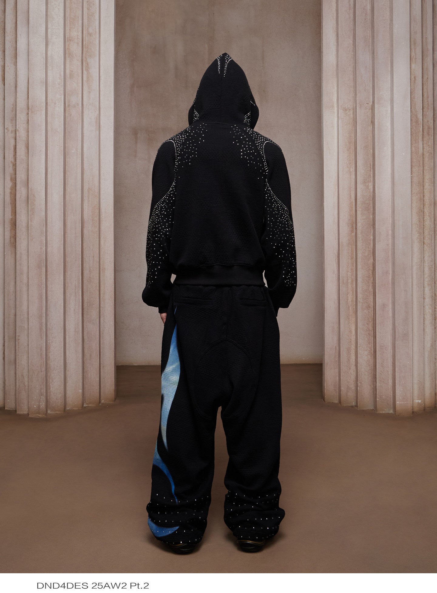 Rhinestone Short Wide Zipper Hoodie