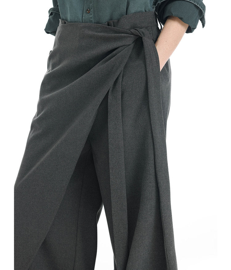 Relaxed Wide-Leg Pants