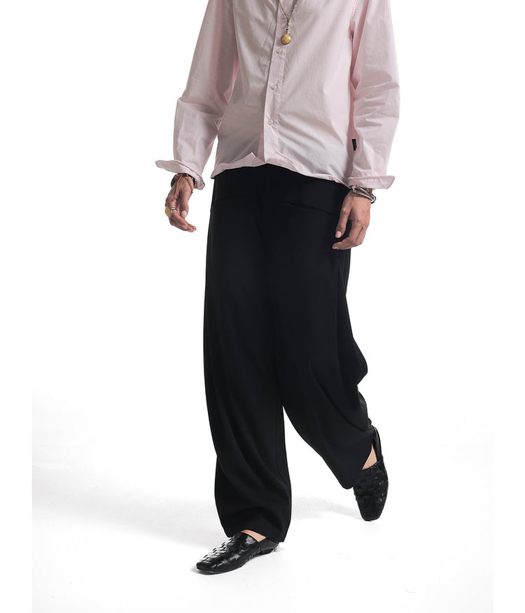 Casual pants with 3D wrinkle prevention