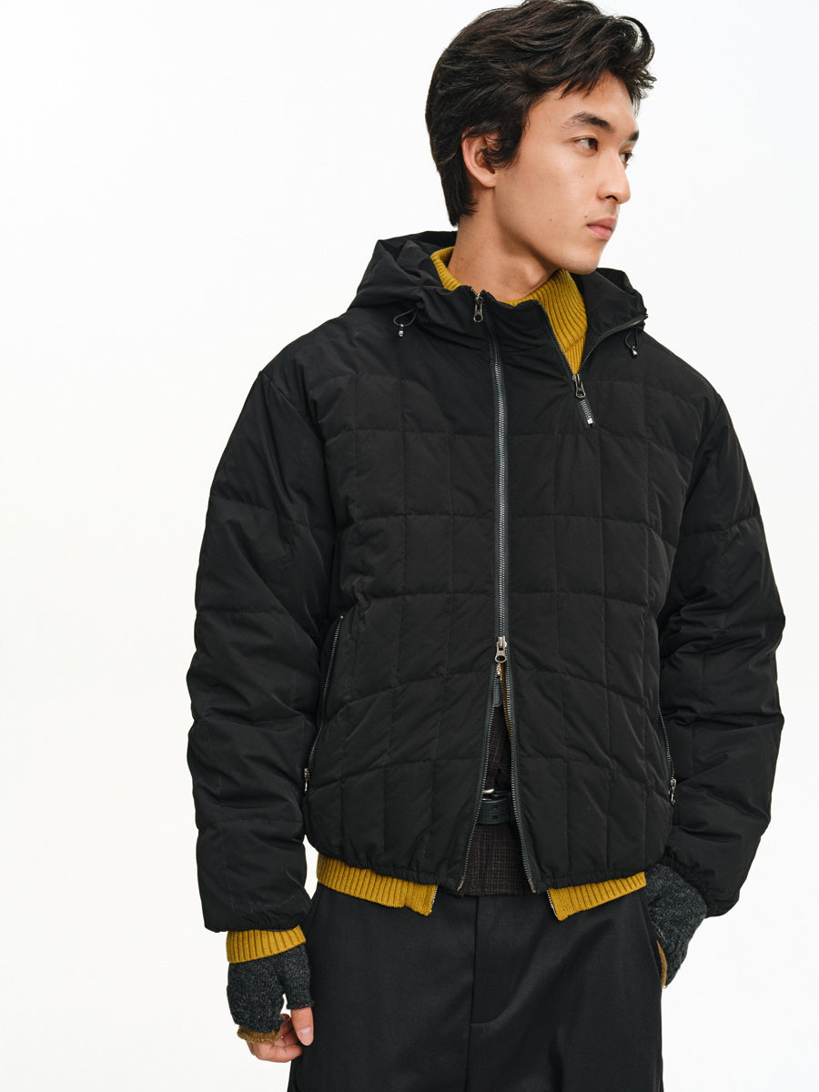 High-collar hooded down jacket