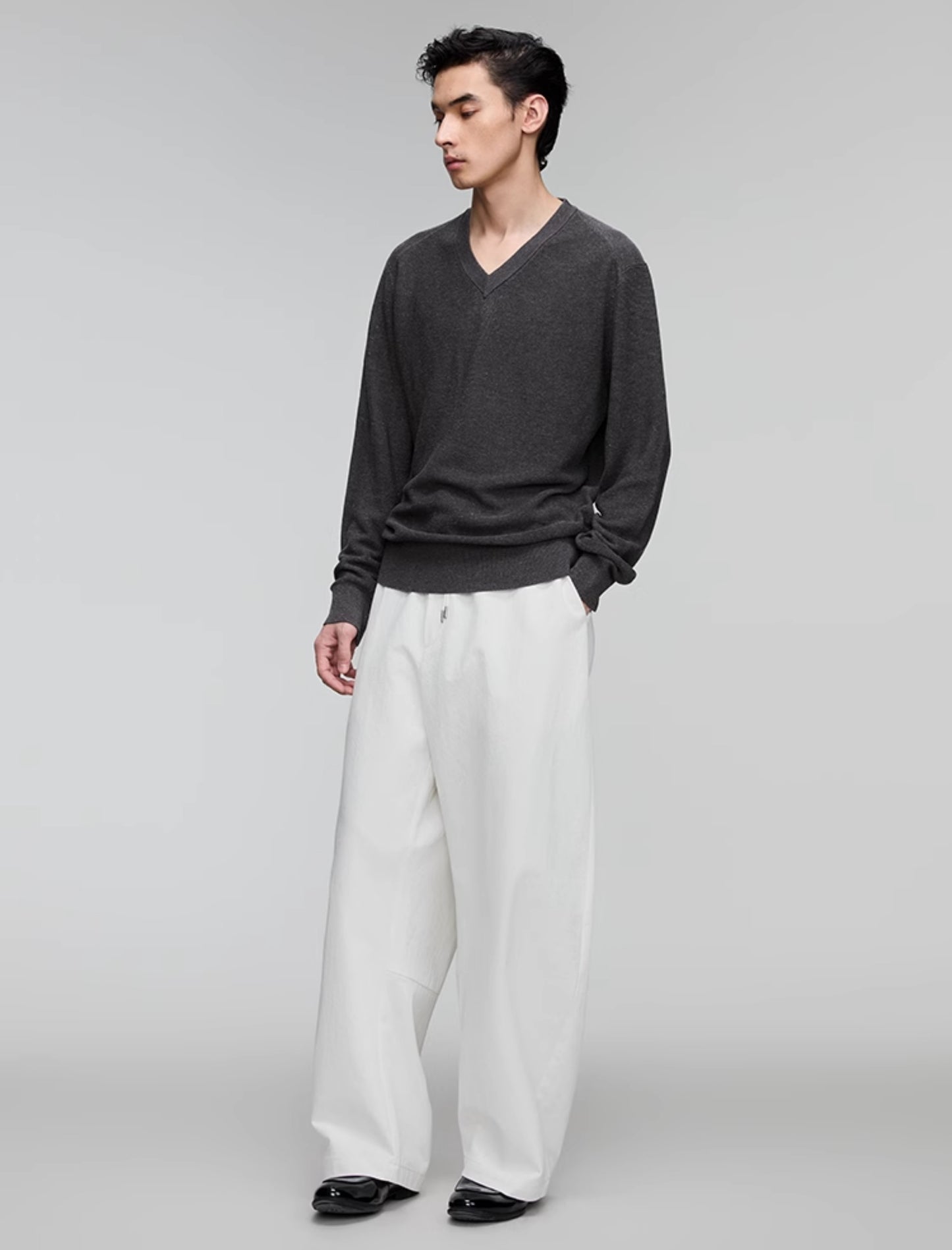 V-neck loose casual knit