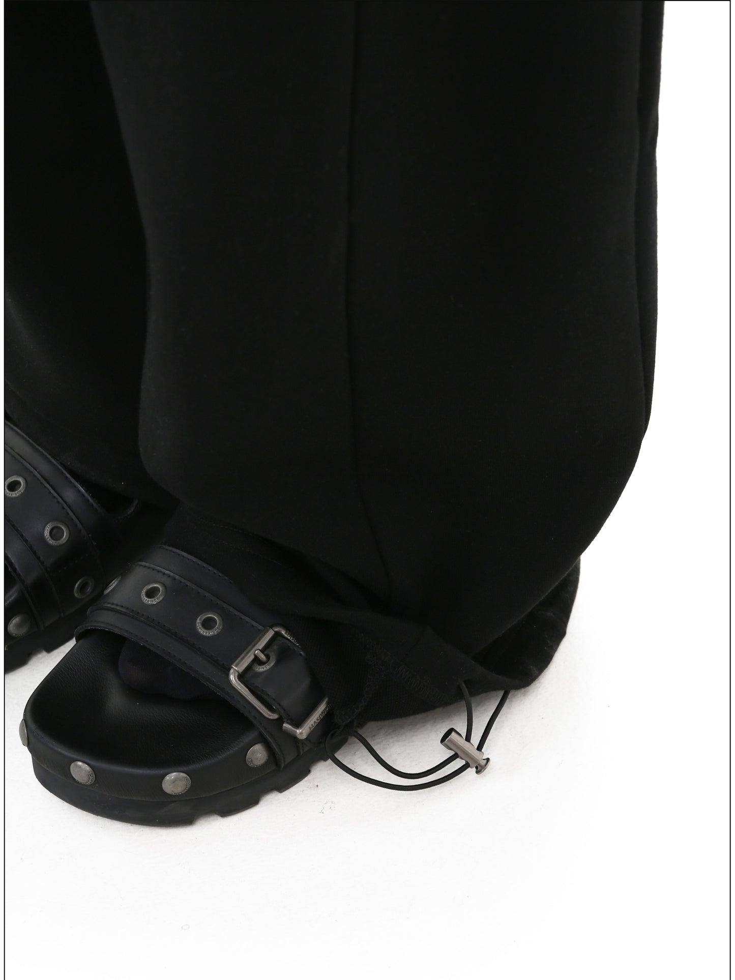 Embroidered Cuff Sweatpants