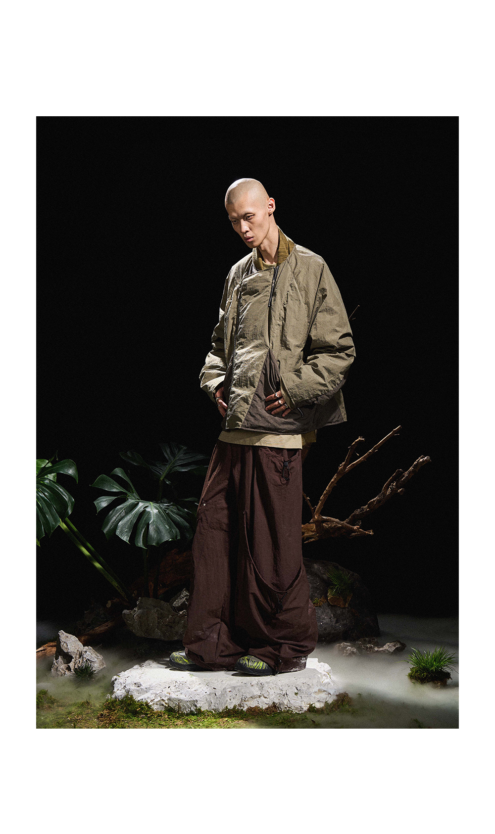 6-pocket drawstring nylon pants