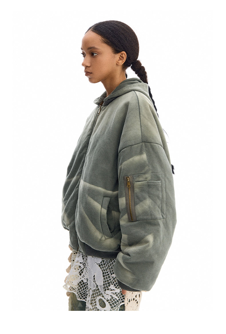 Wrinkled wash sweatshirt