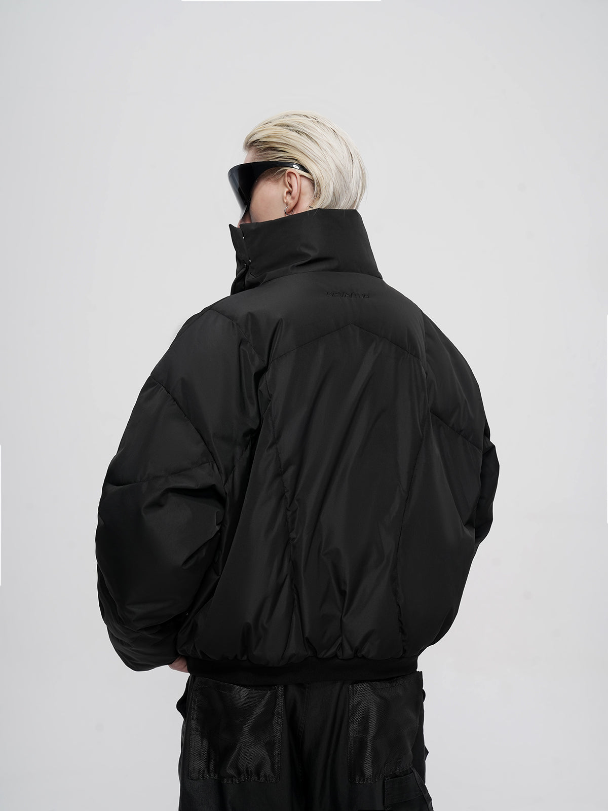 Stand collar Waterproof pleated down jacket