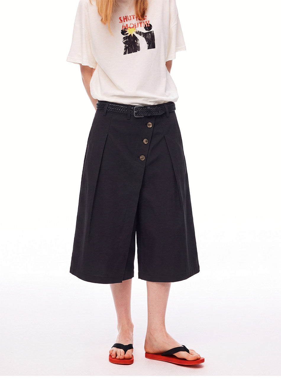 Shorts with a Diagonal Front Placket and Buttons