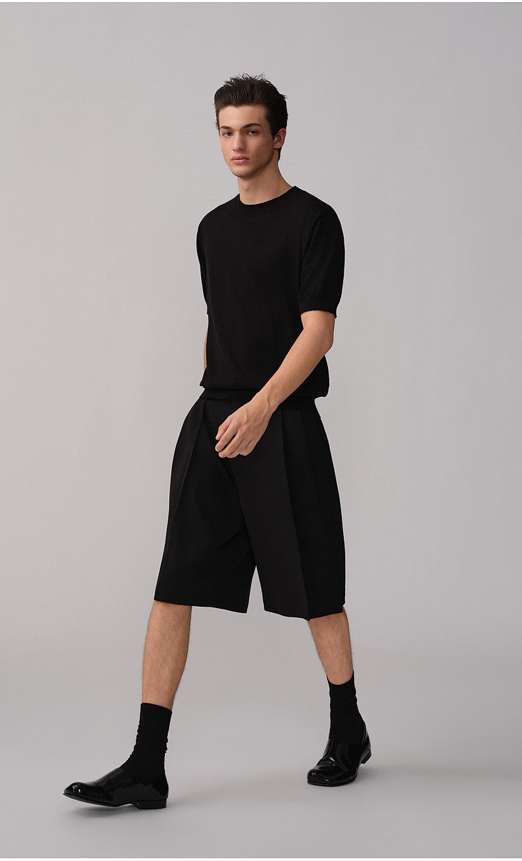 Double-Pleated Loose-Fit Shorts