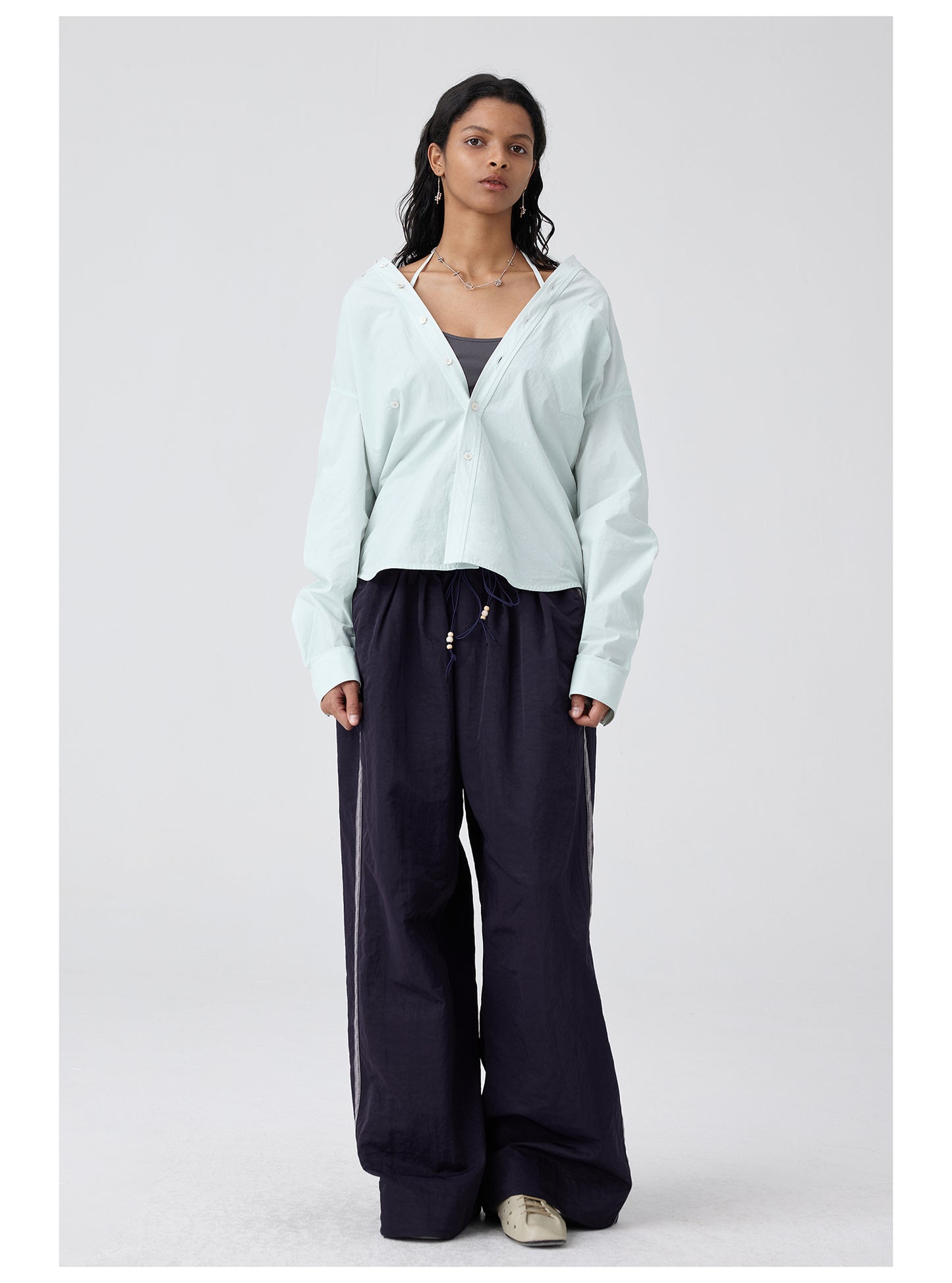 Loose-fitting nylon casual pants