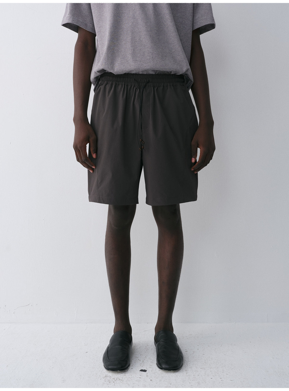 Lightweight Quarter-Length Casual Shorts